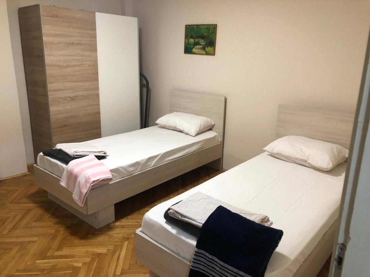Aleksandra Skopje Extérieur photo